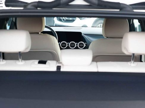 New 2026 Mercedes-Benz GLA 250 4MATIC image 17