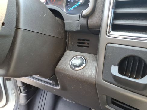 Used 2021 Ford Expedition XLT RWD image 13