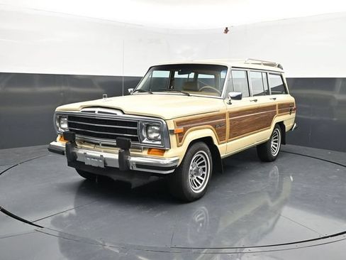 Used 1988 Jeep Grand Wagoneer AWD/4WD image 3