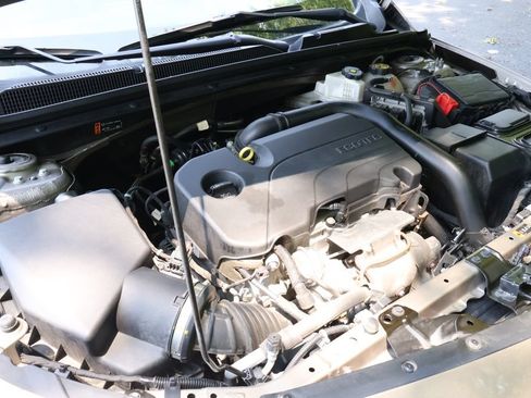 Used 2023 Chevrolet Malibu LT FWD image 13