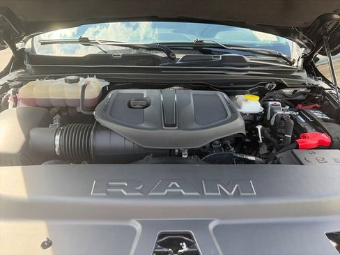 Used 2025 RAM 1500 Big Horn AWD/4WD image 20