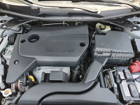 Used 2016 Nissan Altima 2.5 SV FWD image 20
