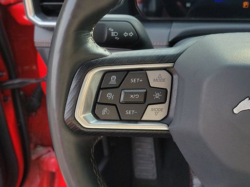 Used 2025 Ford Mustang Premium image 29