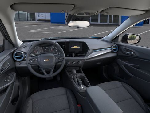New 2026 Chevrolet Trax LS image 39