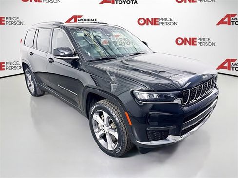 Used 2023 Jeep Grand Cherokee L Limited image 1