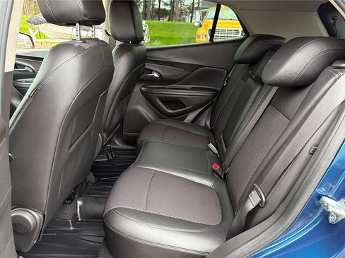Used 2020 Buick Encore Preferred AWD/4WD image 11