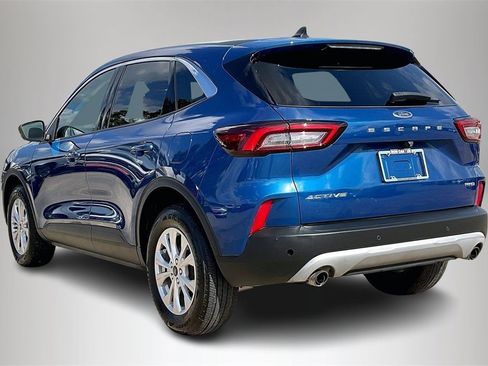 Used 2023 Ford Escape Active image 4