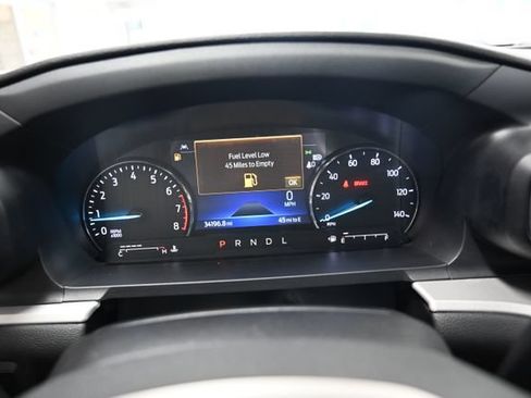 Used 2022 Ford Explorer XLT w/ Equipment Group 202A AWD/4WD image 33