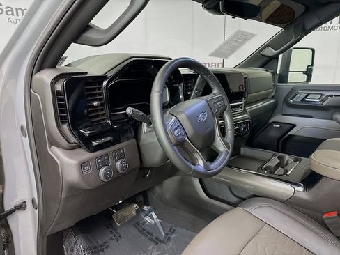 Used 2025 Chevrolet Silverado 2500 ZR2 w/ ZR2 Bison Edition image 10