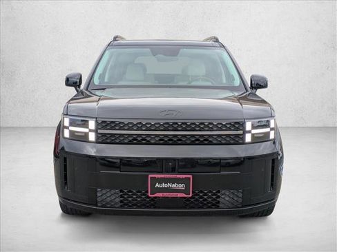 Used 2025 Hyundai Santa Fe Calligraphy image 2