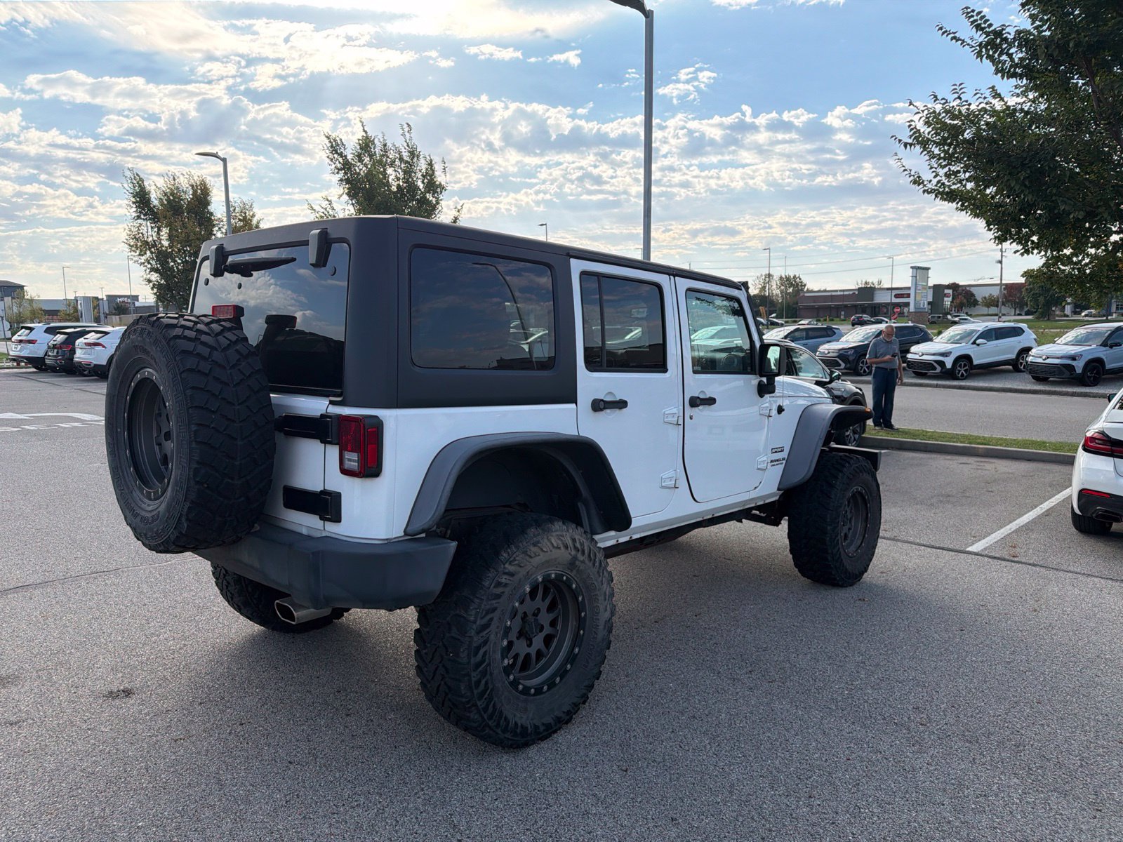 Used 2016 Jeep Wrangler Unlimited Sport w/ Quick Order Package 23S AWD/4WD image 12