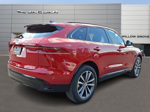 Used 2022 Jaguar F-PACE S image 2