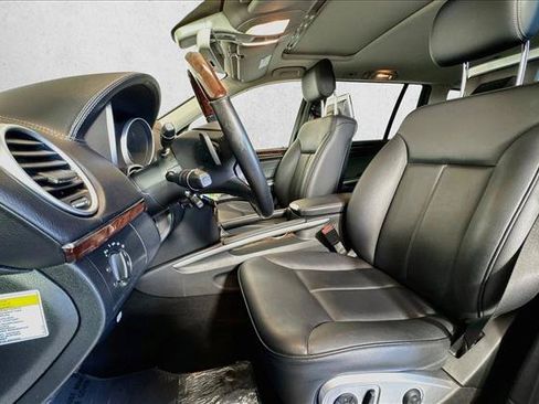Used 2012 Mercedes-Benz GL 450 4MATIC image 19