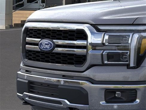 New 2025 Ford F150 Lariat w/ Equipment Group 502A High image 17