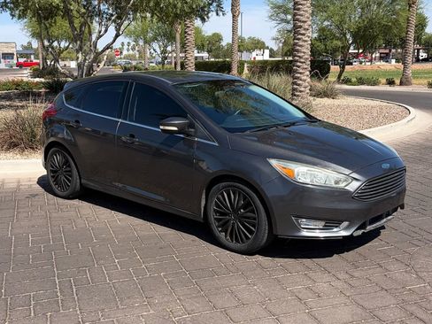 Used 2015 Ford Focus Titanium FWD image 1