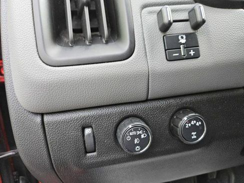 Used 2020 Chevrolet Colorado W/T w/ WT Convenience Package image 16