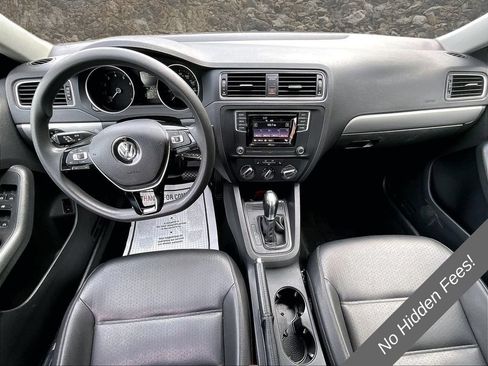 Used 2018 Volkswagen Jetta Wolfsburg Edition FWD image 13
