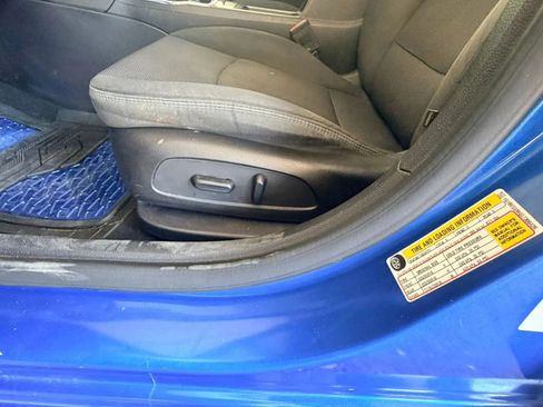Used 2016 Chevrolet Cruze LT w/ Sun And Sound Package FWD image 20