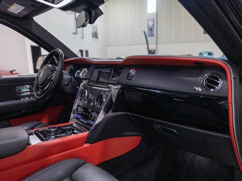 Used 2020 Rolls-Royce Cullinan AWD/4WD image 29