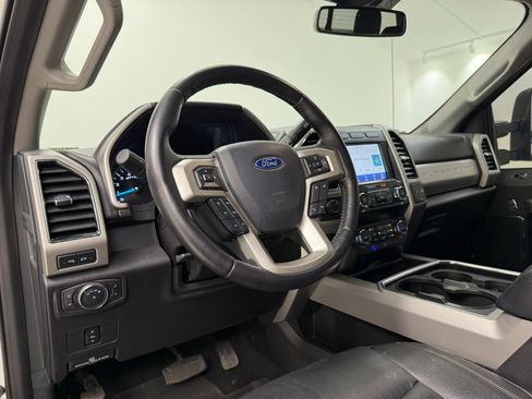 Used 2021 Ford F250 Lariat AWD/4WD image 19