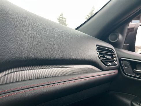 Used 2023 Dodge Durango GT image 18