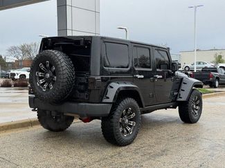 Used 2014 Jeep Wrangler Unlimited Rubicon w/ Connectivity Group AWD/4WD video 3