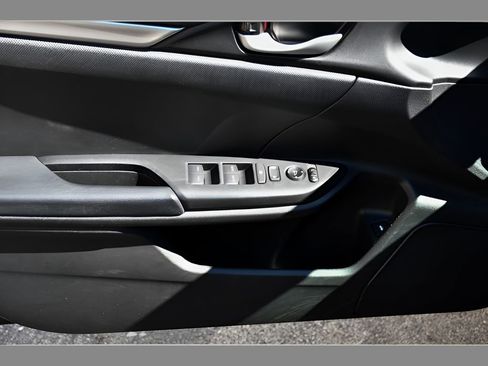 Used 2020 Honda Civic Sport image 23