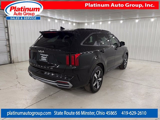 Used 2022 Kia Sorento S FWD image 5