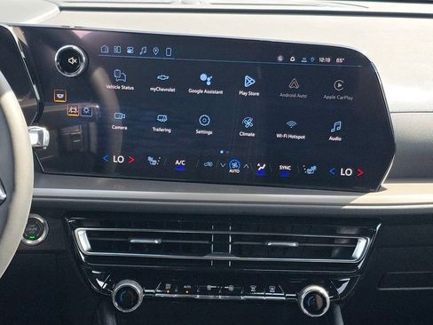 New 2026 Chevrolet Traverse LT image 17