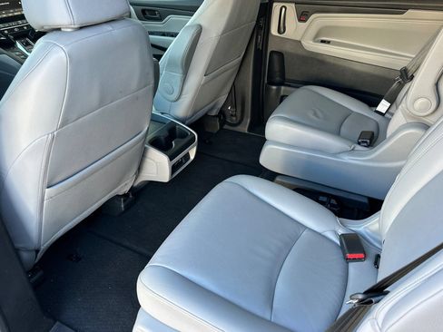 Used 2024 Honda Odyssey EX-L image 14