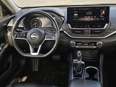 Used 2023 Nissan Altima 2.5 SL FWD image 18