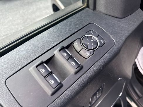 Used 2015 Ford F150 Lariat AWD/4WD image 13