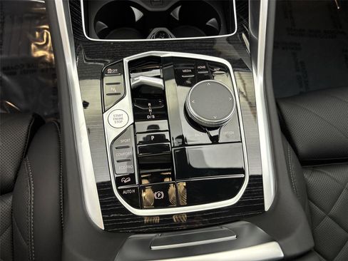 New 2026 BMW X6 xDrive40i image 23