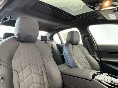 Used 2025 BMW 530i 530i image 8