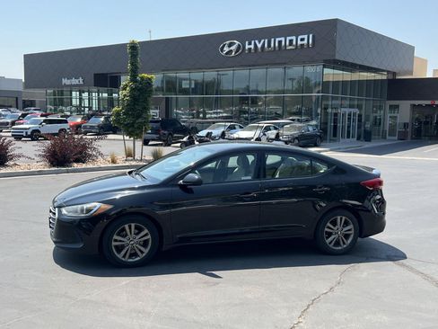 Used 2018 Hyundai Elantra SEL FWD image 1