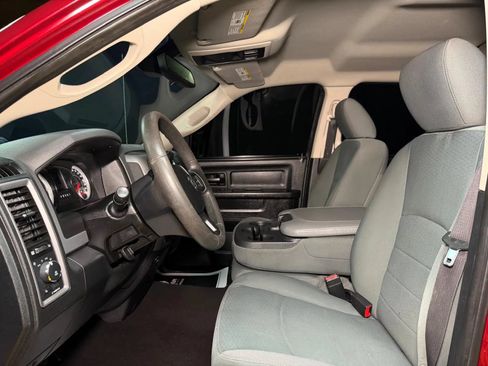 Used 2014 RAM 1500 Express AWD/4WD image 19