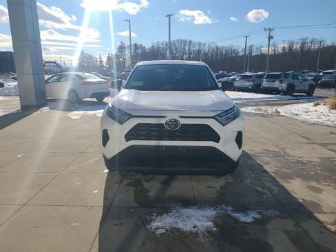 Used 2024 Toyota RAV4 LE image 2