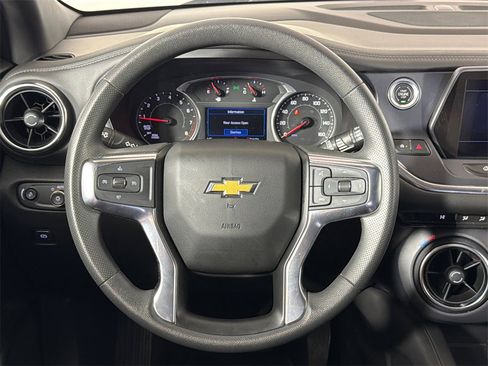 Used 2021 Chevrolet Blazer LT image 23