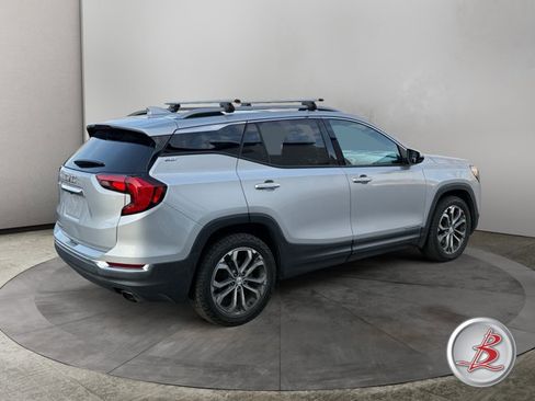 Used 2018 GMC Terrain SLT w/ Preferred Package image 4