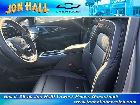 New 2026 Chevrolet Equinox EV LT image 17