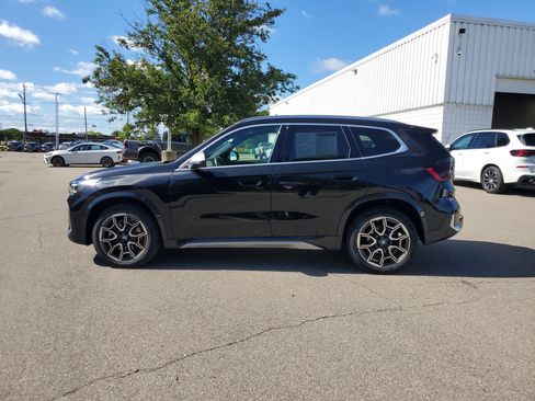 Certified 2024 BMW X1 xDrive28i w/ Technology Package AWD/4WD image 2