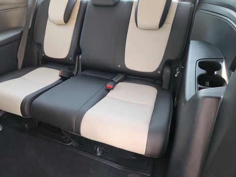 Used 2026 Honda Odyssey Elite image 32