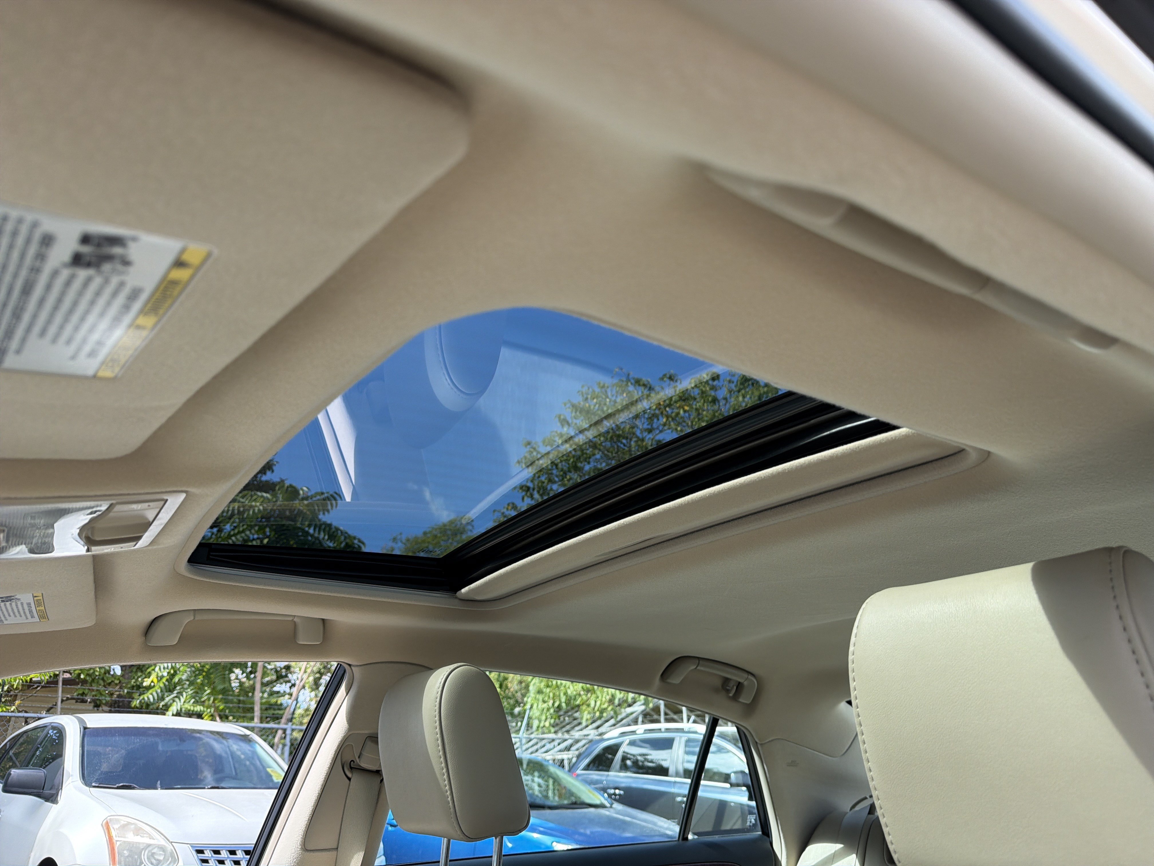 Used 2012 Toyota Avalon FWD image 12