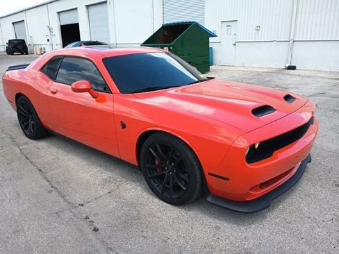 Used 2023 Dodge Challenger SRT Hellcat RWD image 6