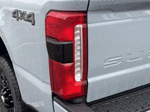 New 2026 Ford F250 Lariat w/ Black Appearance Package AWD/4WD image 12