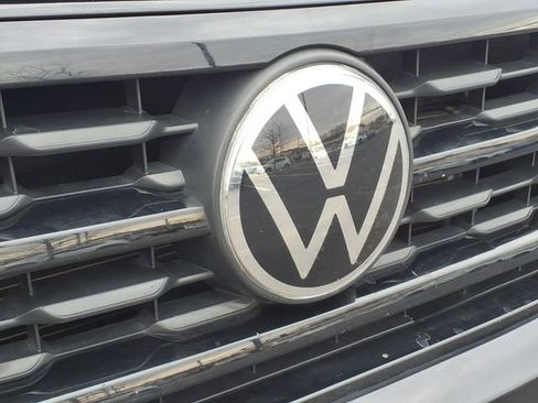 Used 2022 Volkswagen Atlas SEL R-Line image 26