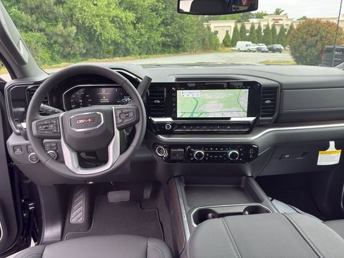 New 2026 GMC Sierra 2500 SLT w/ SLT Convenience Package AWD/4WD image 19