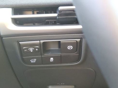 New 2026 Hyundai Tucson Limited image 21