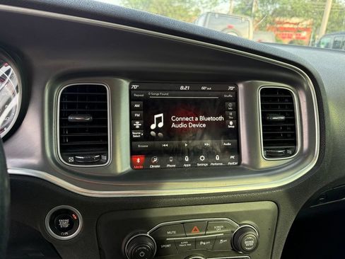 Used 2022 Dodge Charger R/T RWD image 19