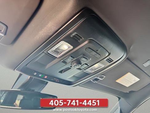 Used 2021 Chevrolet Tahoe LT w/ Luxury Package RWD image 15